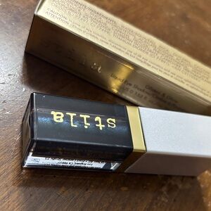 Stila Glisten & Glow Liquid Eye Shadow in Waterfall